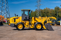 Фронтальный погрузчик XG931N HV Market