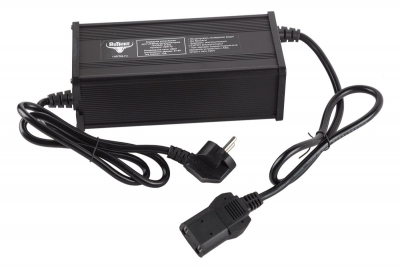 Зарядное устройство интеллектуальное для LiFePo4 аккумуляторов 72V50AH (12А) HV Market