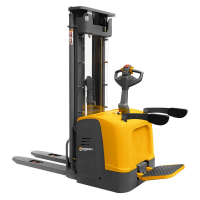 Штабелер электрический самоходный CDDK15-I (1500 кг, 5,6 м, li-ion 24В / 225Ач) SMARTLIFT (SMART) HV Market