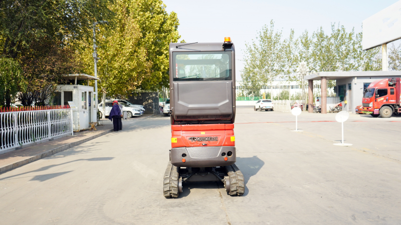 Мини-экскаватор QUADTRAC E22U PRO (2.2т, кабина, A/C, квикаплер, бур, 3 ковша, кондиционер, гидроприжим) HV Market