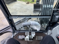 Мини-экскаватор QUADTRAC EX60 (6 т, кабина, А/С, квикаплер, поворотная стрела) HV Market