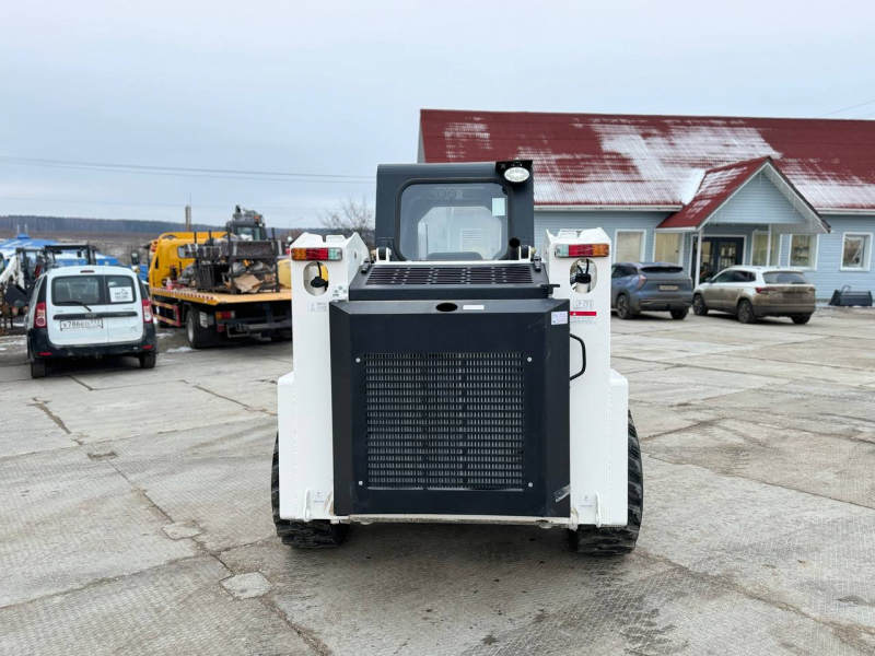 Мини-погрузчик XTRAC S9 (950 кг) HV Market