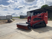 Мини-погрузчик QUADTRAC CTL135 (1300 кг (2024 г)) HV Market