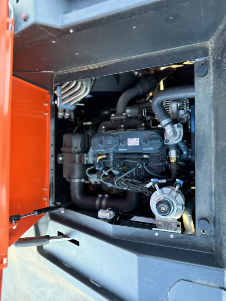 Мини-погрузчик CASTLOADERS 825D ИТАЛИЯ (Кабина LUXARY) HV Market