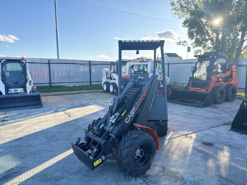 Мини-погрузчик CASTLOADERS 825D ИТАЛИЯ (Кабина STANDARD) HV Market