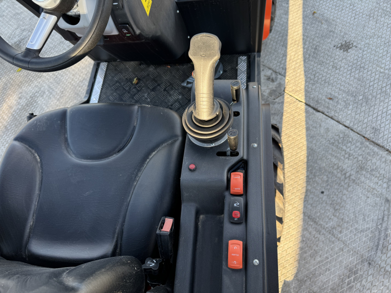 Мини-погрузчик CASTLOADERS 825D ИТАЛИЯ HV Market