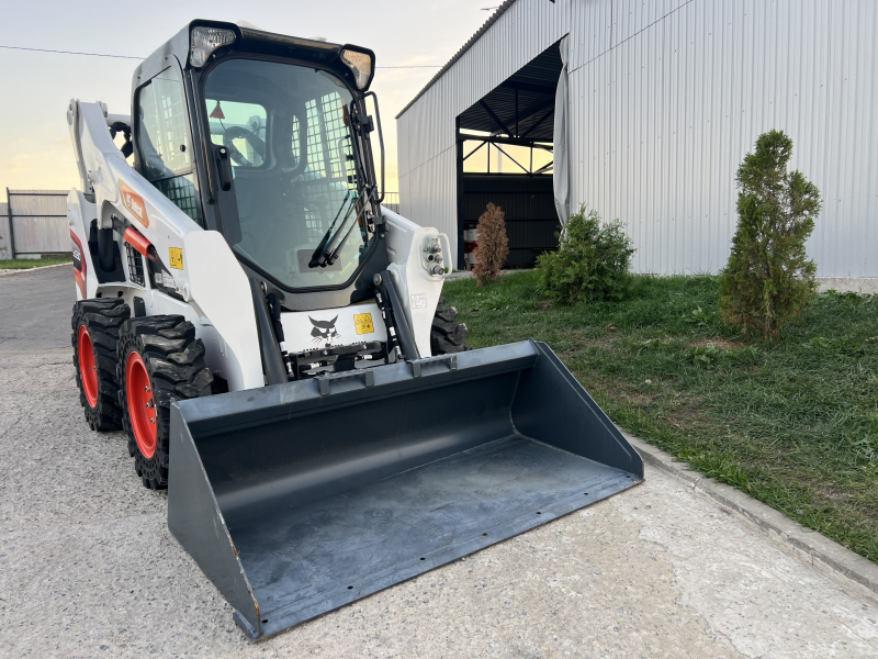 Мини-погрузчик BOBCAT S530 (Г/п 860 кг)