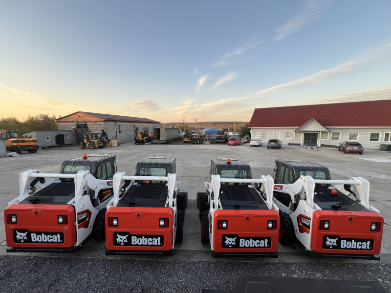 Мини-погрузчик BOBCAT S530 (Г/п 860 кг)