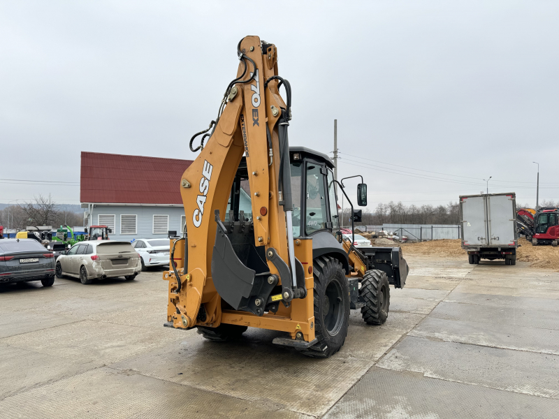 Экскаватор-погрузчик CASE 770 EX PLUS