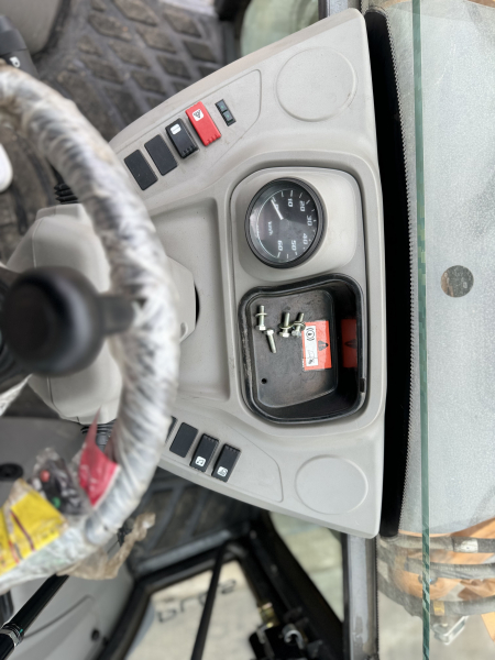 Экскаватор-погрузчик CASE 770 EX PLUS