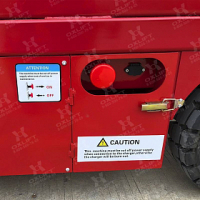 OXLIFT QZ-050-090 самоходный (поводковый) подъемник ножничного типа с питанием от акб 9000 мм 500 кг HV Market