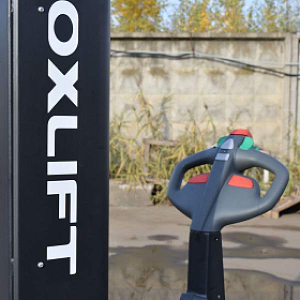 Самоходный штабелер с платформой оператора OXLIFT Premium PS 1555 1500 кг 5.5 м FFL HV Market