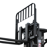 Электрический погрузчик YETT CPD15-A3H4-M-M400-3W HV Market