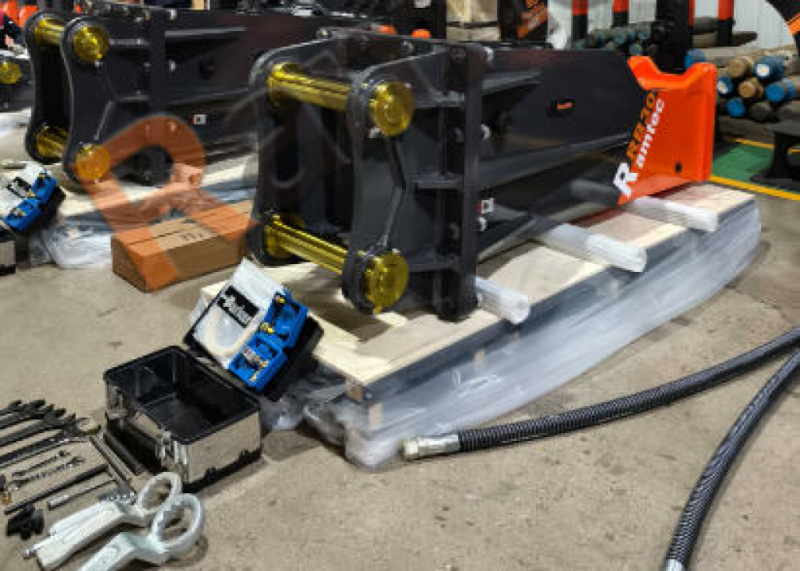 Гидромолот (диаметр пики 140mm - 155mm)