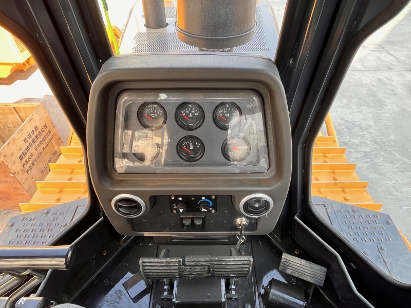 Бульдозер Shantui rSD16W Болотник с рыхлителем (трехзубый, 2024 г. в.)