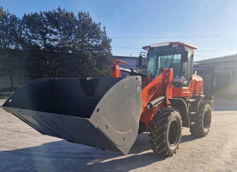 Фронтальный погрузчик МТК 926