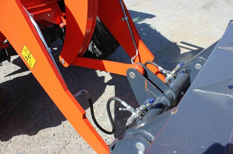 Фронтальный погрузчик МТК 926