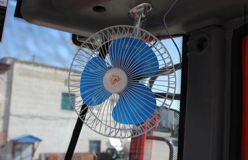 Фронтальный погрузчик МТК 926