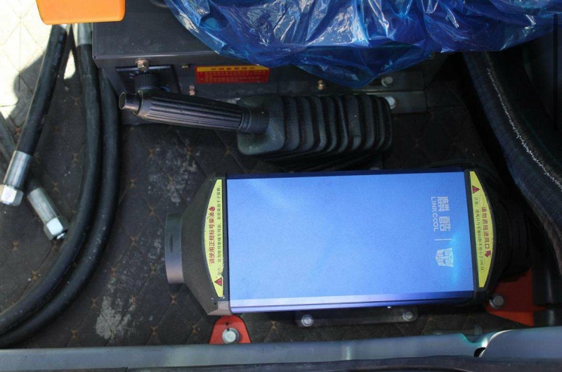 Фронтальный погрузчик МТК 926