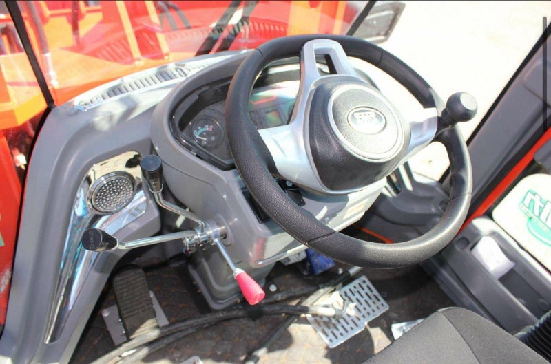 Фронтальный погрузчик МТК 926