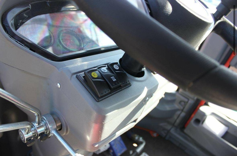 Фронтальный погрузчик МТК 926