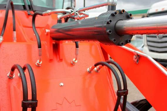 Фронтальный погрузчик МТК 200