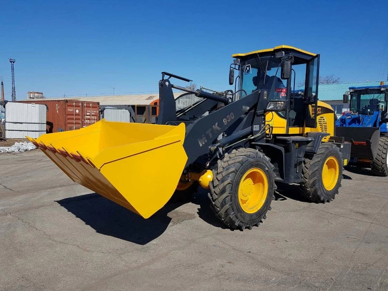 Фронтальный погрузчик МТК 930