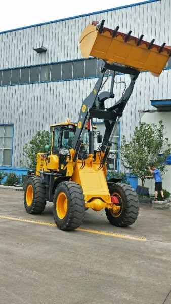 Фронтальный погрузчик МТК 936