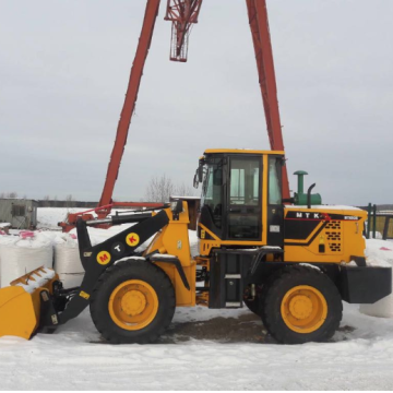 Фронтальный погрузчик с удлинённой стрелой MTK 300М