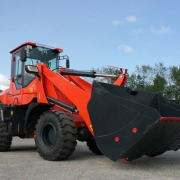 Фронтальный погрузчик МТК 300 с удлиненной стрелой