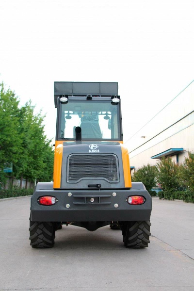 Телескопический погрузчик TL30