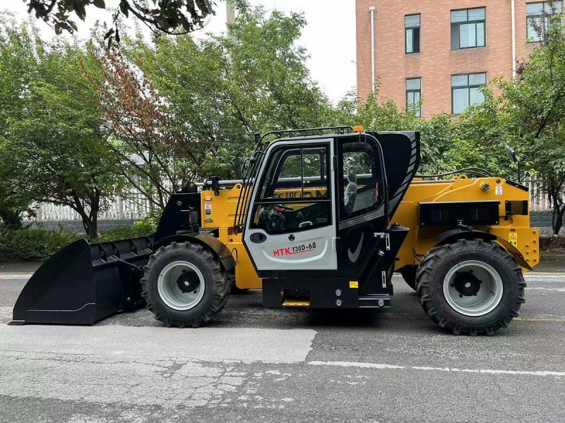 Телескопический погрузчик MTK T30D-68