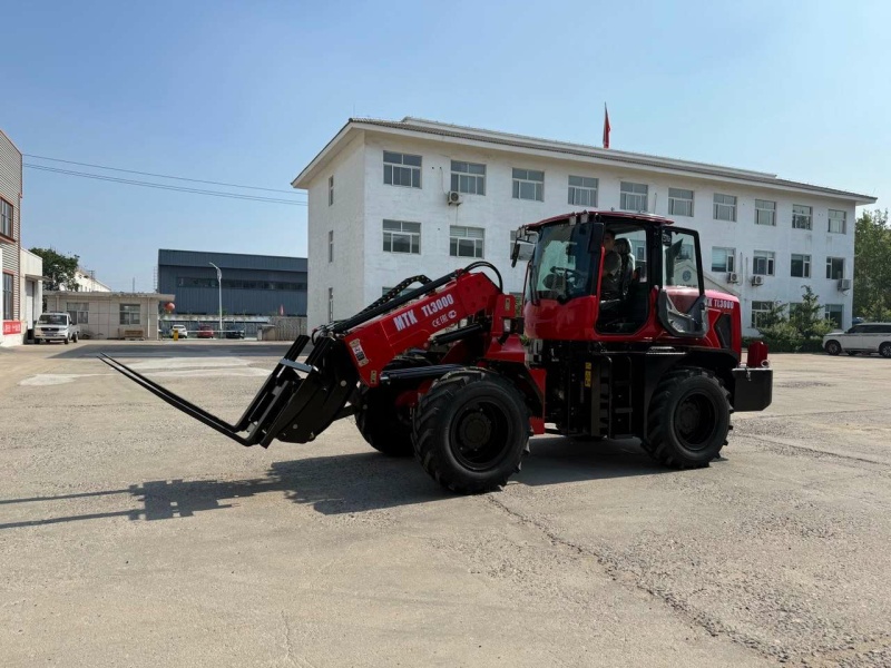 Телескопический погрузчик MTK TL3000