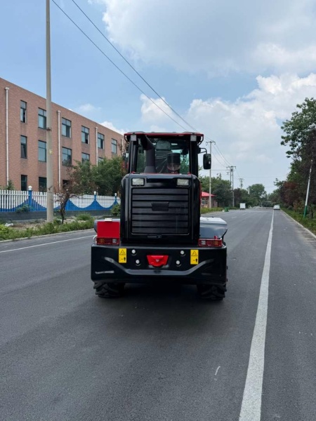 Телескопический погрузчик MTK TL3000