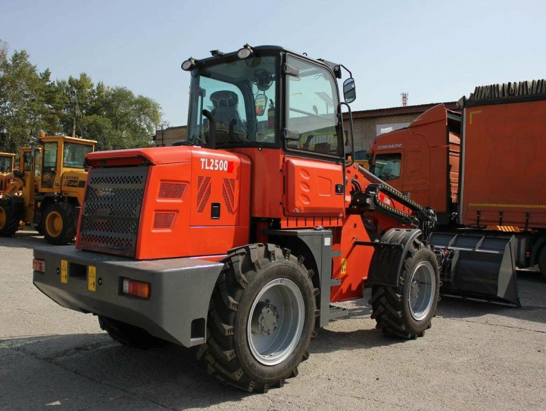Телескопический погрузчик MTK TL2500