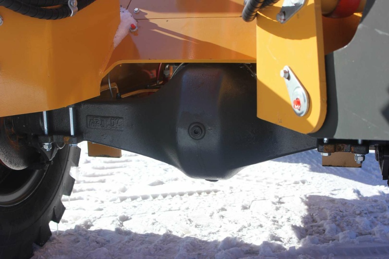 Телескопический погрузчик MTK TL2500 с аутригерами 9м