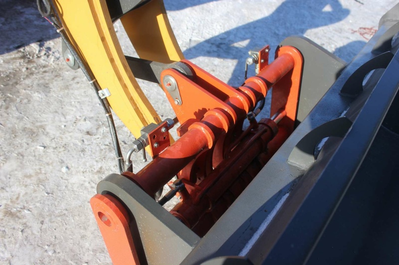 Телескопический погрузчик MTK TL2500 с аутригерами 7м