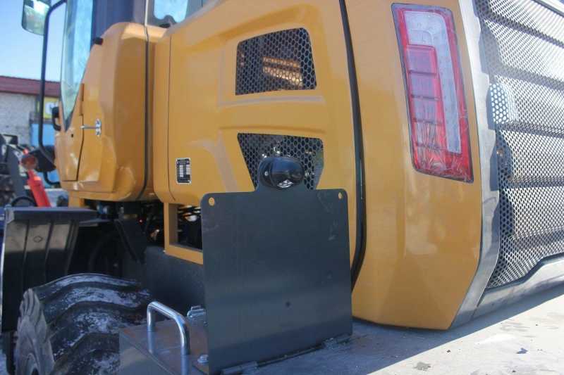 Телескопический погрузчик MTK TL2500 с аутригерами 7м