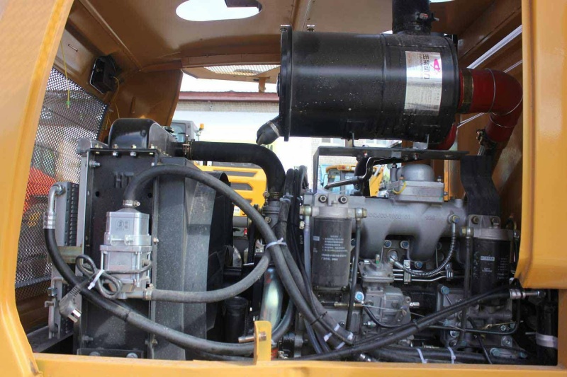 Телескопический погрузчик MTK TL3000 с аутригерами