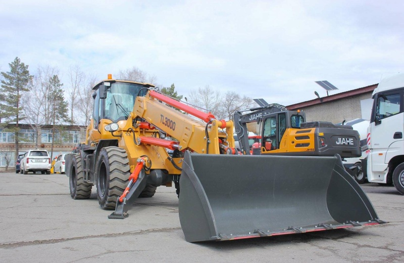 Телескопический погрузчик MTK TL3000 с аутригерами