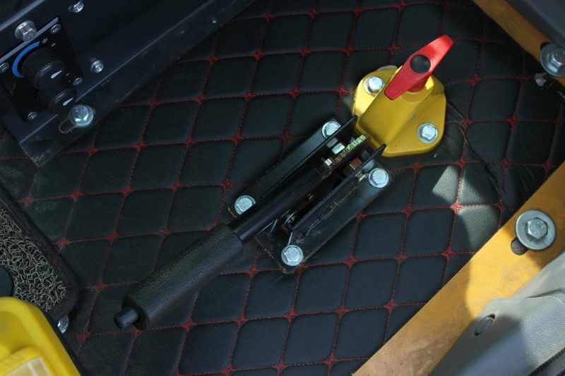 Телескопический погрузчик MTK TL4000 с аутригерами