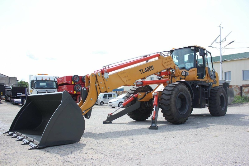 Телескопический погрузчик MTK TL4000 с аутригерами