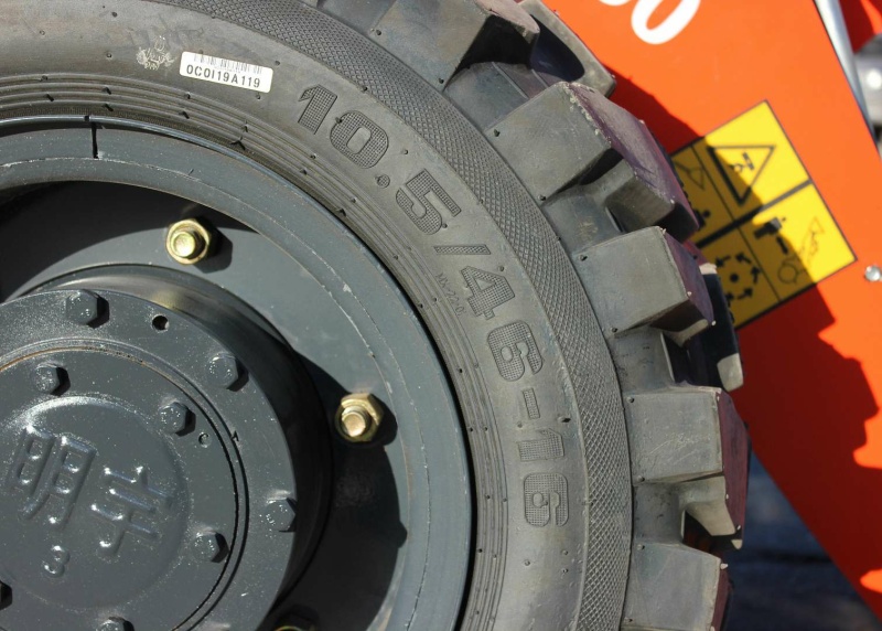 Фронтальный погрузчик МТК 150