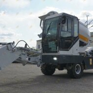 Самоходный бетоносмеситель MTK mix 2.5 HV Market