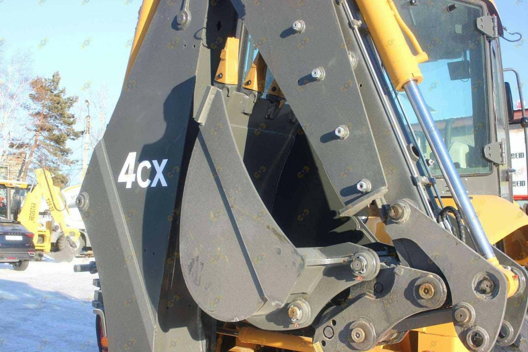 Экскаватор-погрузчик MTK 4CX, мощность двигателя 103 кВт