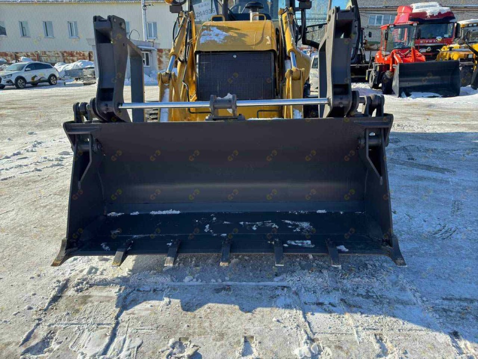 Экскаватор-погрузчик MTK T17,5/24 (Carraro), мощность двигателя 100 кВт