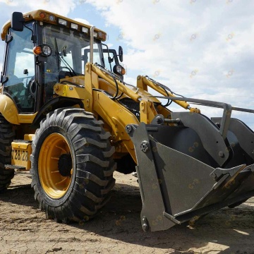 Экскаватор-погрузчик MTK T28/28