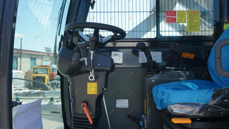 Бетоносмеситель MTK mix 4.0 с самозагрузкой