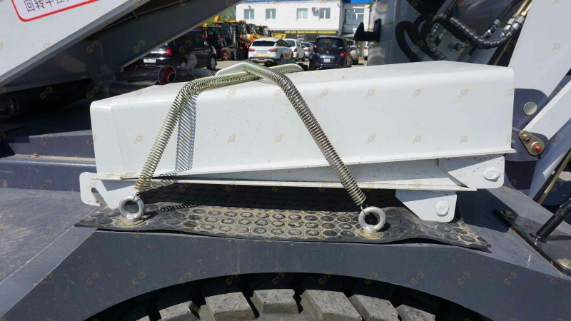 Бетоносмеситель MTK mix 4.0 с самозагрузкой