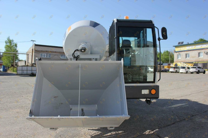 Бетоносмеситель MTK mix 5.5 с самозагрузкой